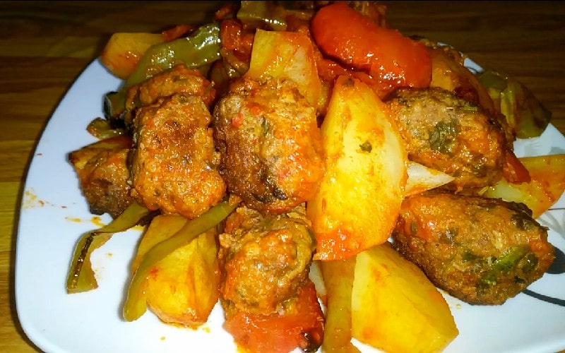 Fırında Patatesli Köfte Tarifi