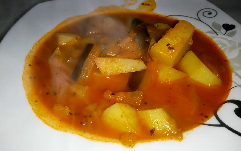 Patatesli Patlıcan Yemeği