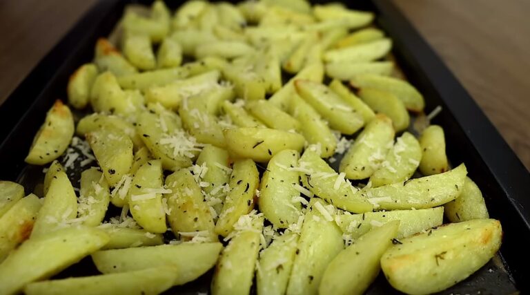 Fırında Soslu Patates Tarifi