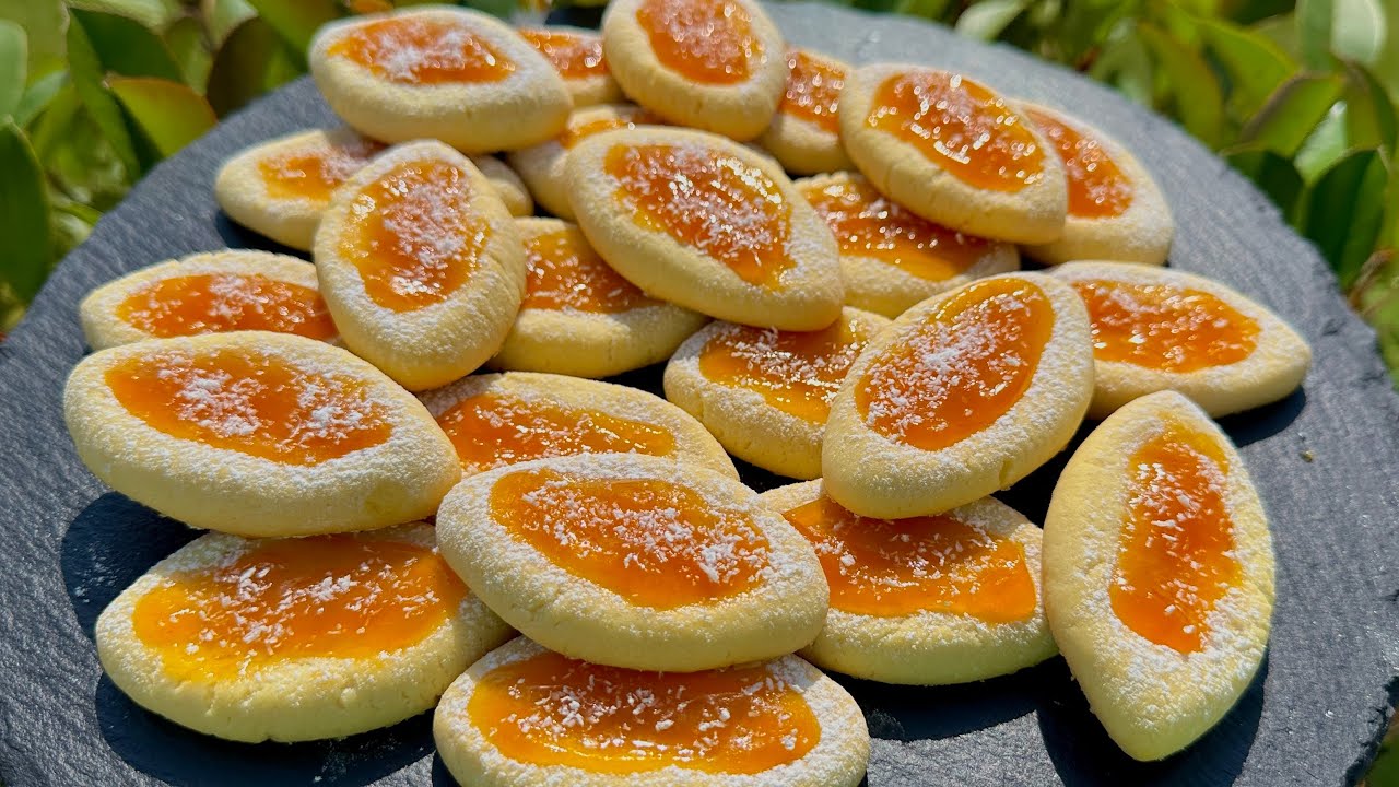 Kıyır Kıyır Reçelli Kurabiye Tarifi